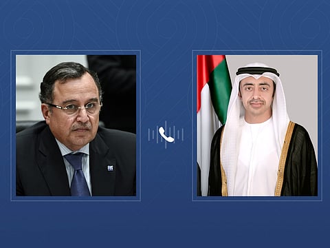 Abdullah bin Zayed receives phone call from Arab League Secretary-General