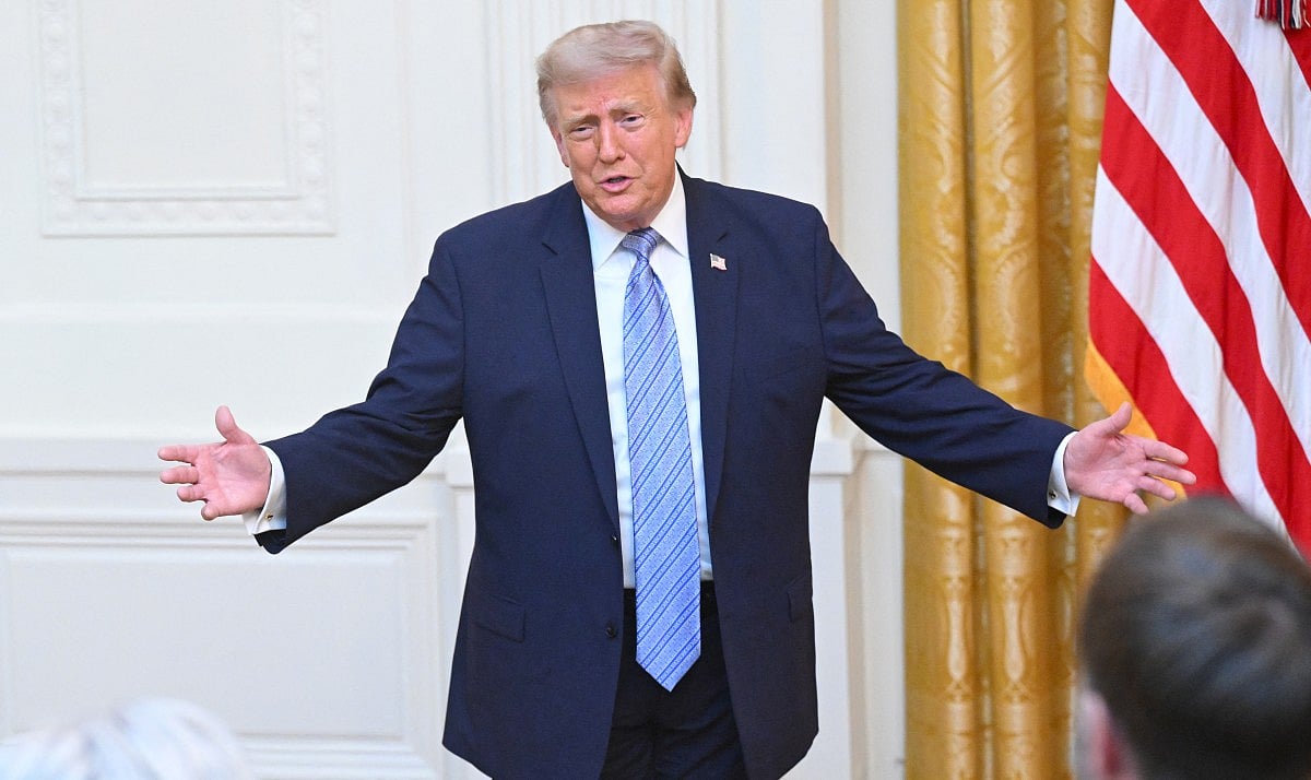 Trump open to diplomacy as US-Iran conflict escalates