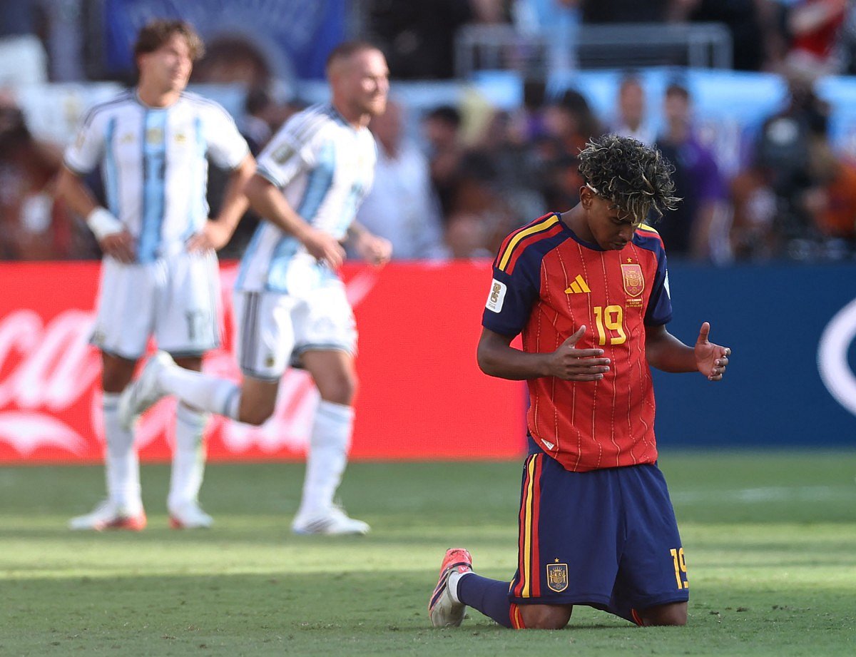 Lamine Yamal #19 of Spain celebrates after the 1-0 win during the FIFA World Cup 2026 Final match between Spain and Argentina at New York New Jersey Stadium on July 19, 2026 in East Rutherford, New Jersey.