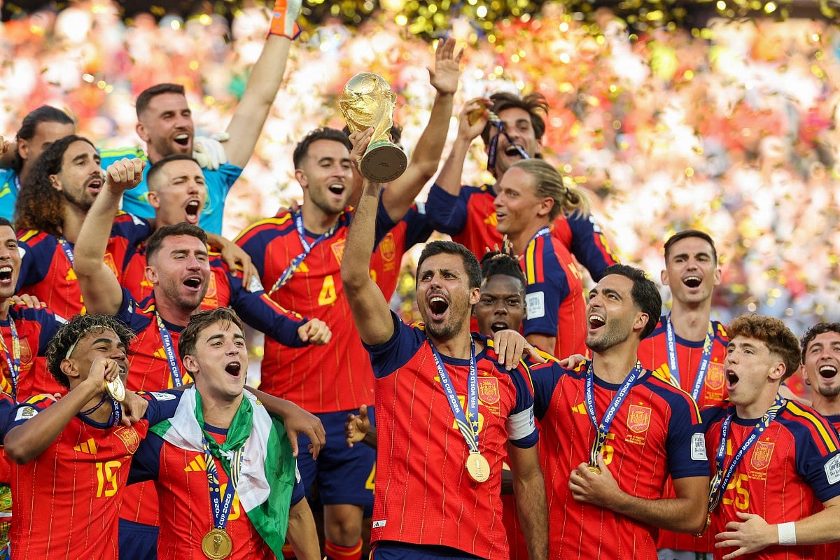 Spain's midfielder #16 Rodri lifts the trophy with his teammates after winning the 2026 World Cup football tournament final match between Spain and Argentina at the New York/New Jersey Stadium in East Rutherford on July 19, 2026.