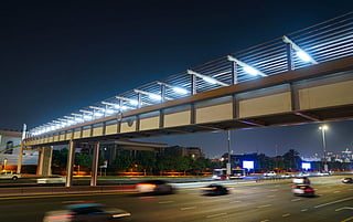 The project is expected to enhance pedestrian safety during evening hours and improve the experience of using pedestrian bridges.