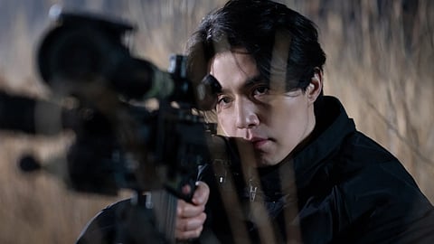 Lee Dong-wook in A Shop for Killers 