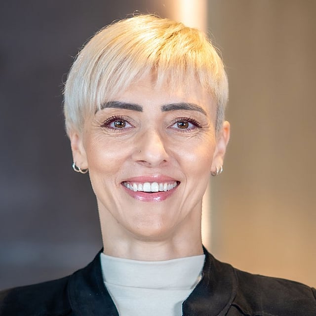 Dr Hinda Daggag