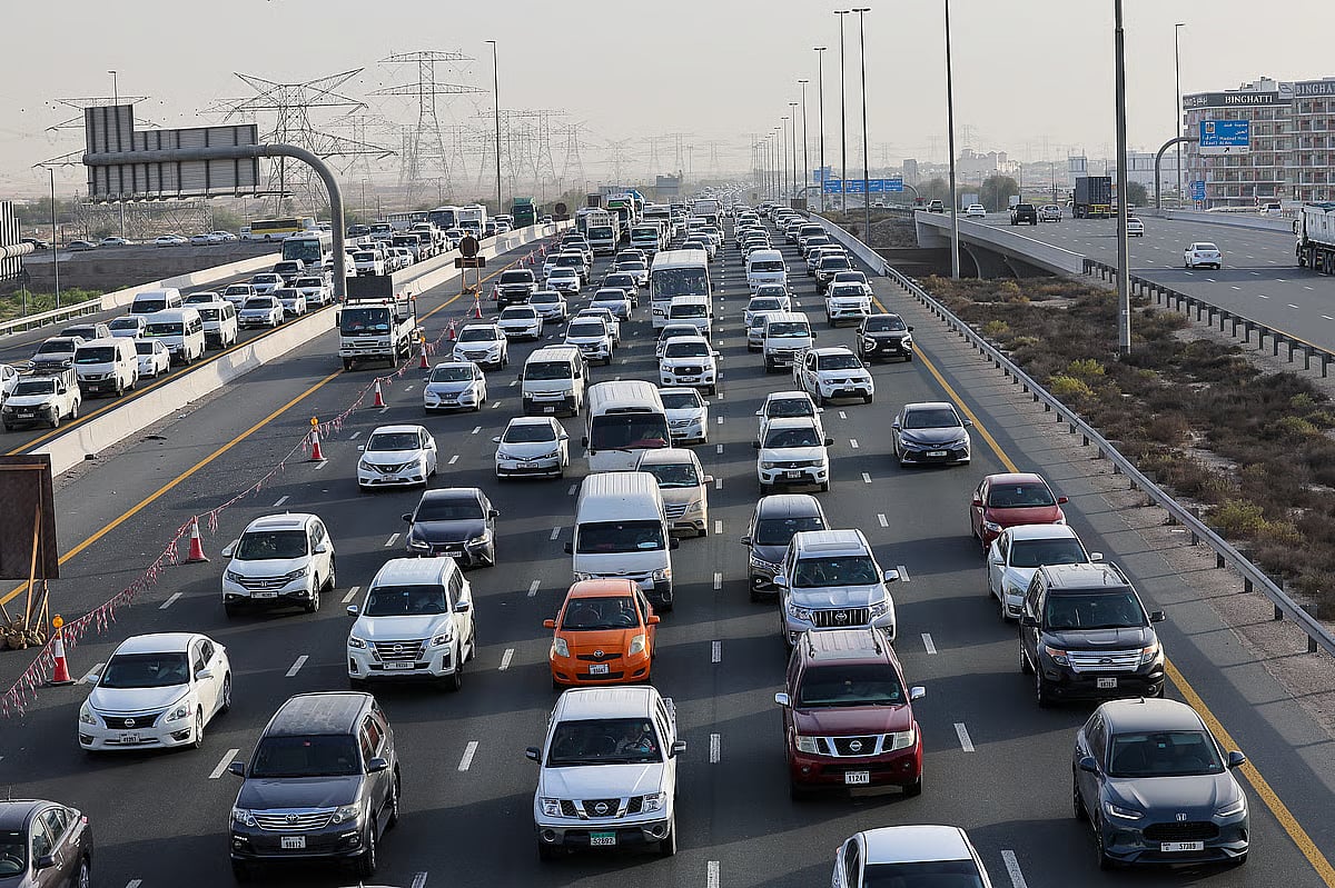 Morning commute in UAE sees severe traffic delays