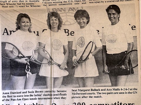 Annamaria Amarante Damiani in the year 1984 with her tennis crew, in Gulf News newspaper. 