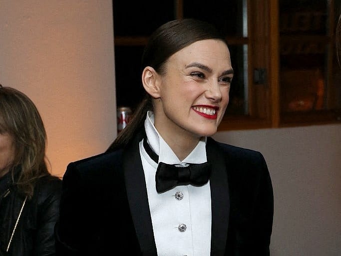 The actor had recalled a memorable moment from her time working with Sutherland, sharing an anecdote about the late star’s strict no-smoking clause on set.
