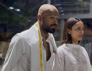 Pandya, his girlfriend Mahieka visit Tirumala temple