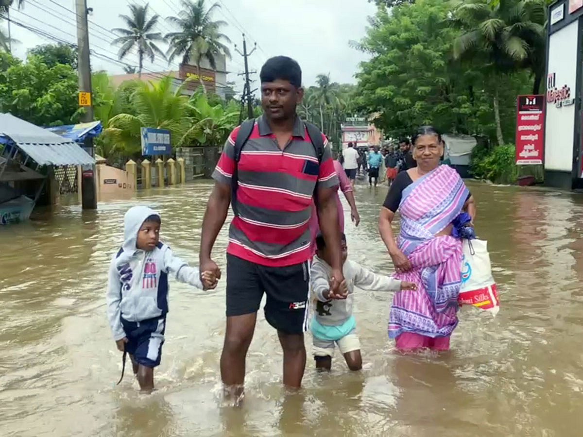 Kerala Floods Claim 15 Lives, Rescue Operations Intensified