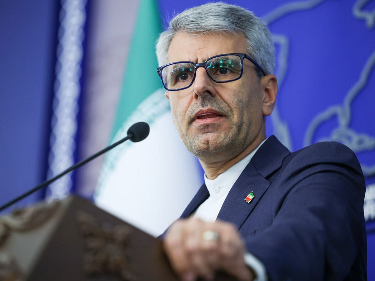 Iran and Oman Reportedly Progress on Strait of Hormuz Shipping Framework