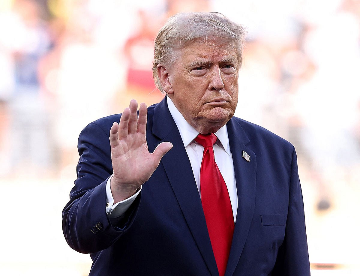 Trump tells Iranians 'Deal, or Total Surrender'