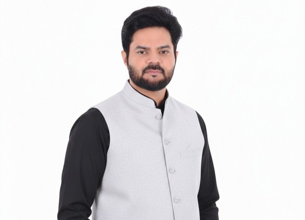 Pakistani Influencer Shares Insights on UAE Journey