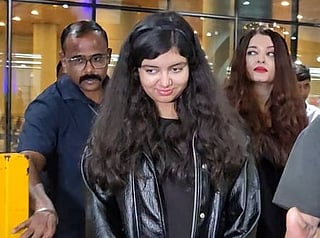Aishwarya Rai Bachchan, Aaradhya greet airport staff with ‘Namaste’ as they return from US trip