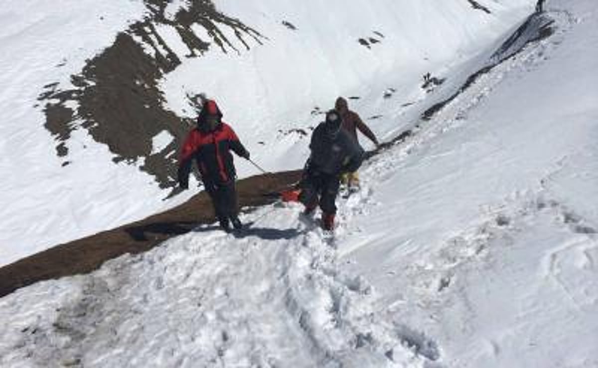 Seven Bodies Recovered, Three Climbers Missing After Broad Peak Avalanche