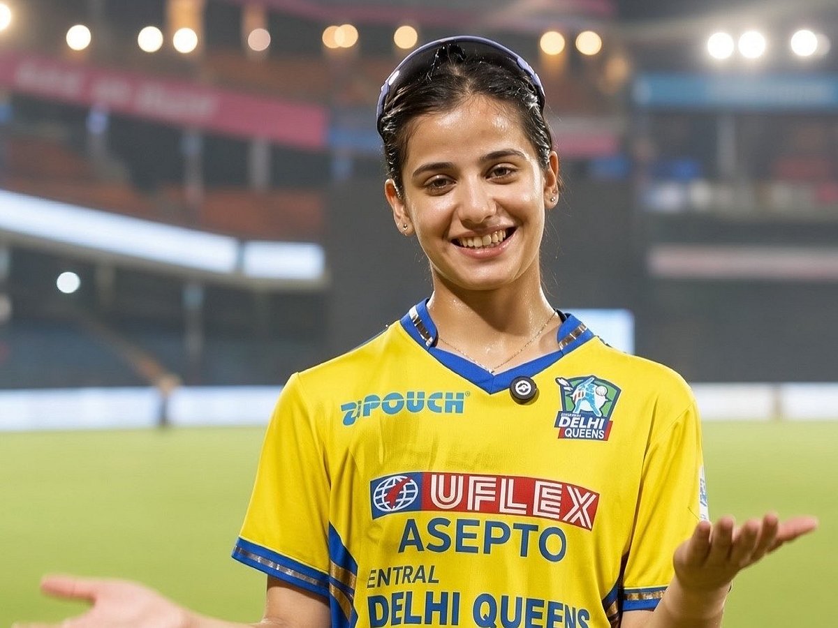 Meet Medhavi Bidhuri, the cricketer who is internet’s new heartthrob Meet Medhavi Bidhuri, the cricketer who is internet’s new heartthrob