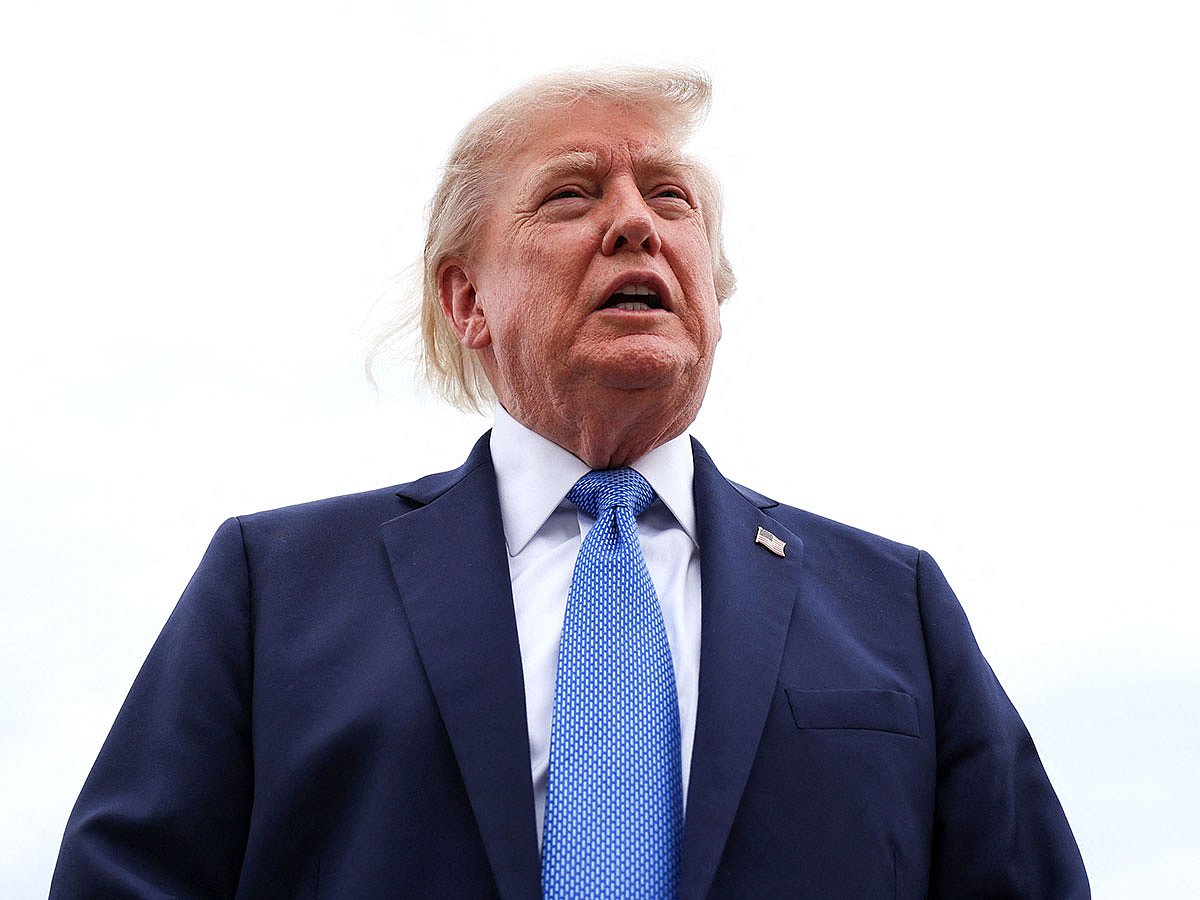 Trump says US clears Hormuz mines as Iran, Oman discuss temporary corridor