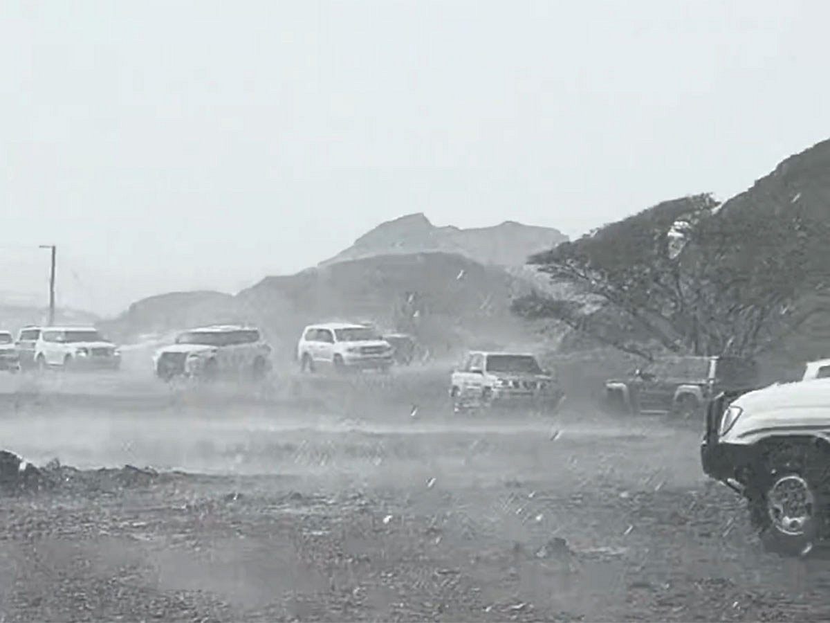 Rain hits Al Ain and Shawkah as NCM issues convective cloud alert