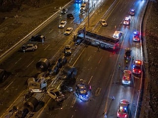 When the truck reached the congestion, its driver lost control and the load of steel coils became dislodged.