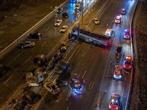 When the truck reached the congestion, its driver lost control and the load of steel coils became dislodged.