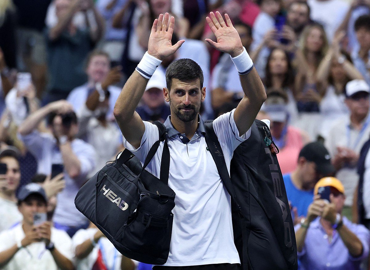 Novak Djokovic thanks the fans after his five set loss against Mariano Navone of Argentina during their Men's Singles First Round match on Day One of the 2026 US Open.