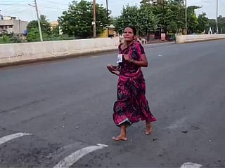 Barefoot mother runs 3km to fund daughter’s education