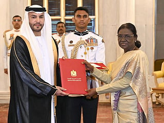 UAE envoy presents credentials to President of India