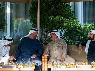 UAE leaders meet King of Bahrain  