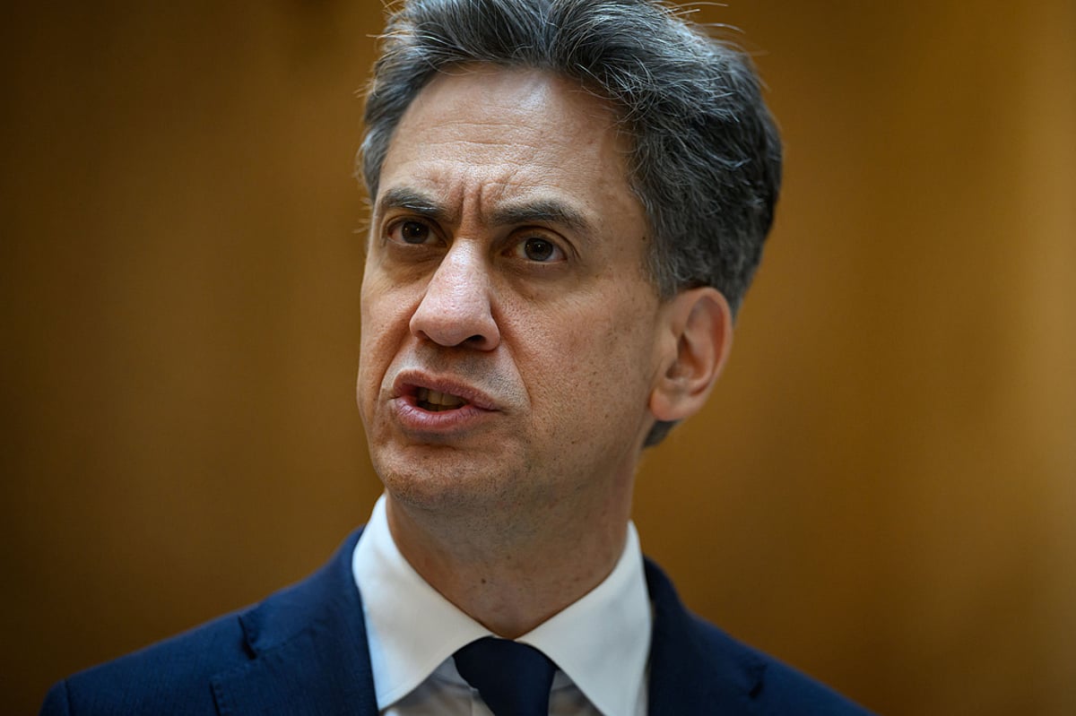 UK government bans goods from Israeli settlements and accuses settlers of 'ethnic cleansing'