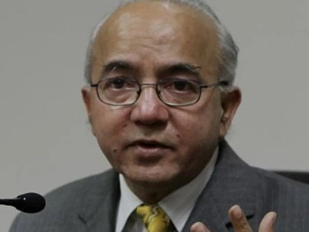 Former Delhi chief secretary Rakesh Mehta dies by suicide at Noida residence