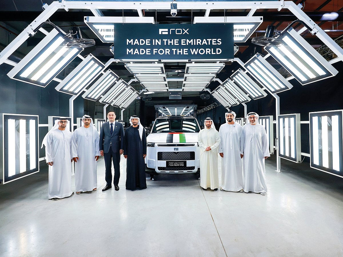 Sheikh Nahyan bin Zayed Al Nahyan and Jarvis, Founder and CEO of ROX, pictured with other senior representatives at the roll-off of the first UAE-made ROX ADAMAS at ROX’s Advanced AI Manufacturing Centre in Abu Dhabi