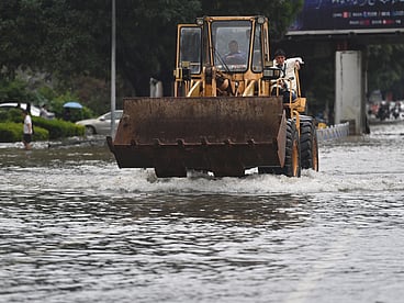 Over 31,000 evacuated as heavy rain lashes China