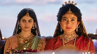 Riya Kapoor as Mandvi (left) and Sai Pallavi as Sita. 