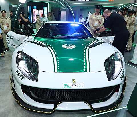 Dubai Police unveils its new 800hp Mansory Ferrari 812 patrol car.