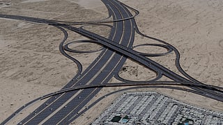 The Fourth Corridor linking Abu Dhabi to Sharjah through Dubai, will  12 lanes in both directions.