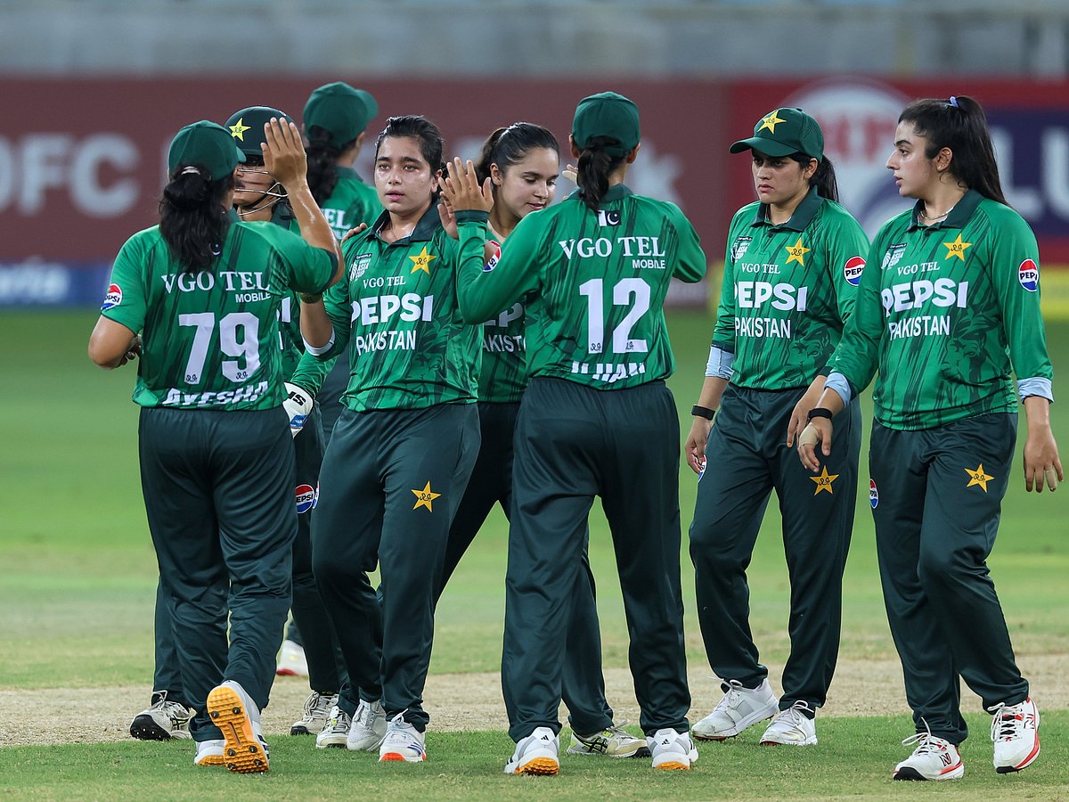 Pakistan captain Fatima Sana celebrate after taking the wicket of Indian batsman Smriti Mandhana during the Women's Asia Cup match at Dubai International cricket stadium on Saturday. Photo: Virendra Saklani/Gulf News