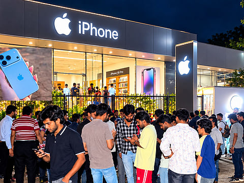 Massive crowds gathered outside Apple Stores across India as customers queued up for the official sales launch of the iPhone 18 Pro and iPhone 18 Pro Max, with long lines seen in cities including Mumbai and Bengaluru.