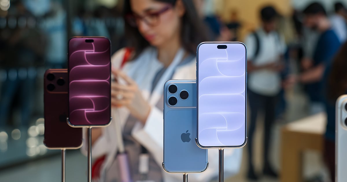Why the iPhone Became a Modern Status Symbol