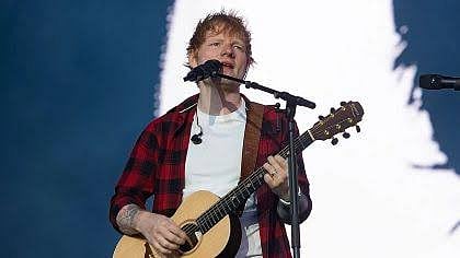 Ed Sheeran cries onstage and introduces his new backing band: Who are the musicians?