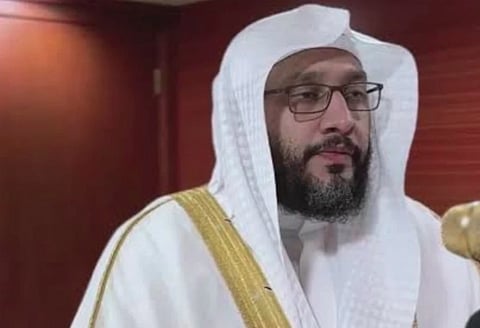 News of Sheikh Ibrahim Al Madani prompted an outpouring of tributes on social media, where recordings and videos of him delivering the adhan and takbeers at the Grand Mosque were widely shared.