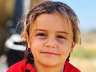 The girl, identified as Hajar, had fallen into an open well in Al Sharayea village in the Al Kuwair subdistrict, southeast of Mosul, prompting an intensive rescue operation by Civil Defence teams.
