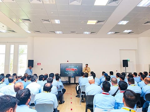 Dubai Police trains 476 school bus staff to strengthen student safety.