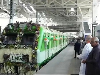 Amit Shah flags off India’s first LNG-powered train from Sabarmati.