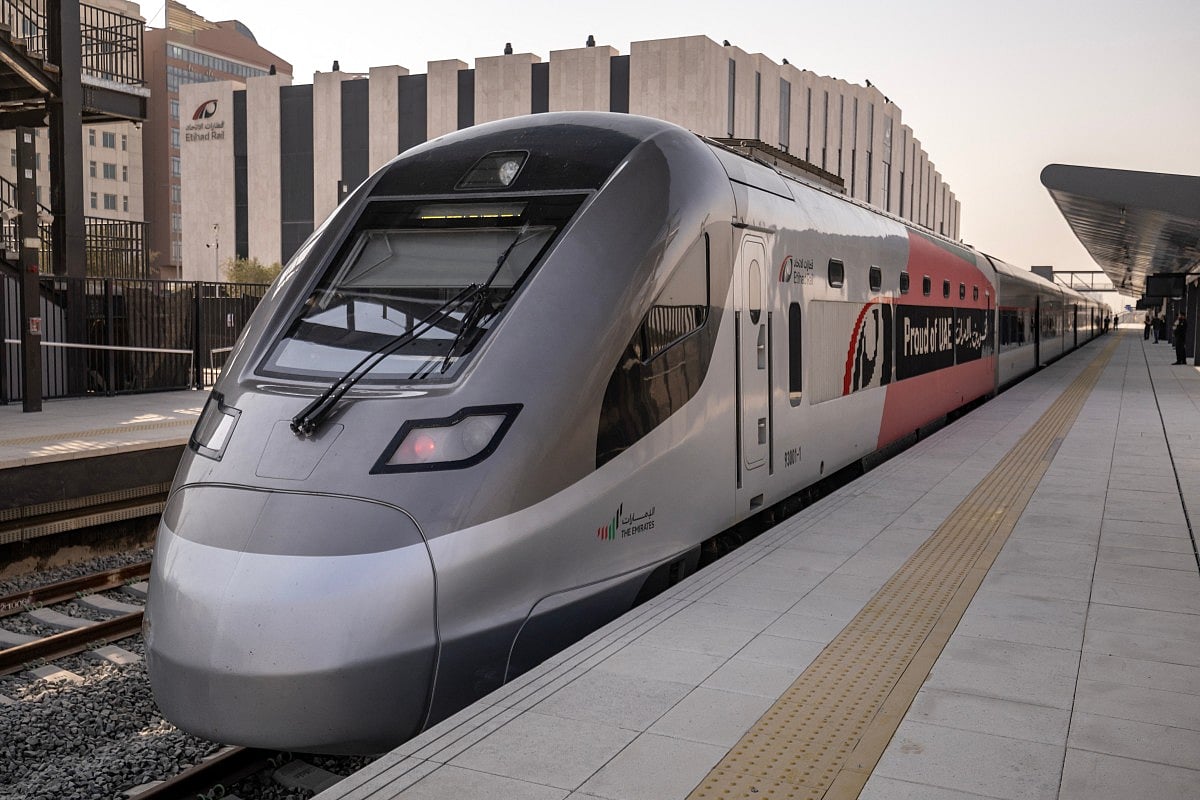 Tickets sell out and crowds gather as Etihad Rail’s inaugural Dubai–Abu Dhabi journey marks new era in UAE travel