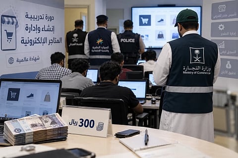 The illegal training centre, located in the capital’s Al Batha district, was uncovered during a joint inspection campaign involving the Ministry of Commerce, the Ministry of Human Resources and Social Development and field enforcement officers from Riyadh police.