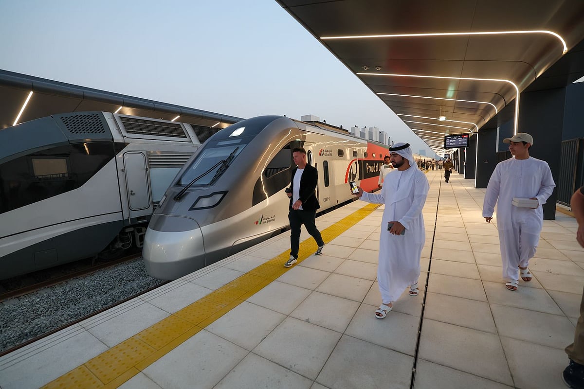 First intercity train connects Dubai and Abu Dhabi, transforming daily commutes