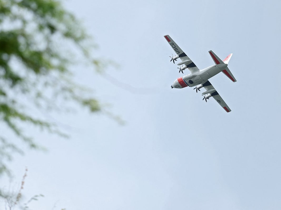 Coast Guard aircraft  