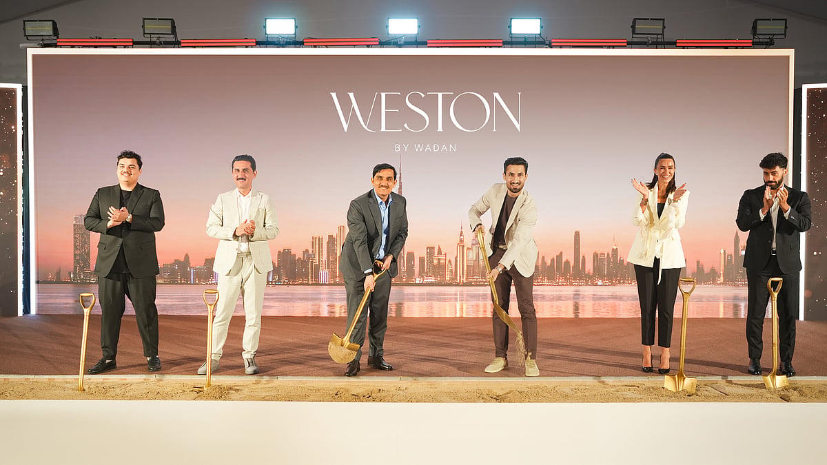 The Wadan team at the 
official breaking ground ceremony of Weston, marking the start of 
construction at DLRC
