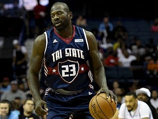 Jason Richardson worked with young players at the first-ever NBA Academy Select Showcase in Abu Dhabi