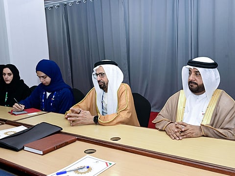 The meeting discussed parliamentary cooperation between the two sides.
