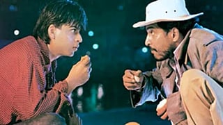 Shah Rukh Khan pays emotional tribute to Nana Patekar