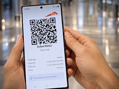 Metro passengers can scan their QR codes at the blue entry gates, while bus passengers can validate their tickets by holding their phones over the red nol readers. 